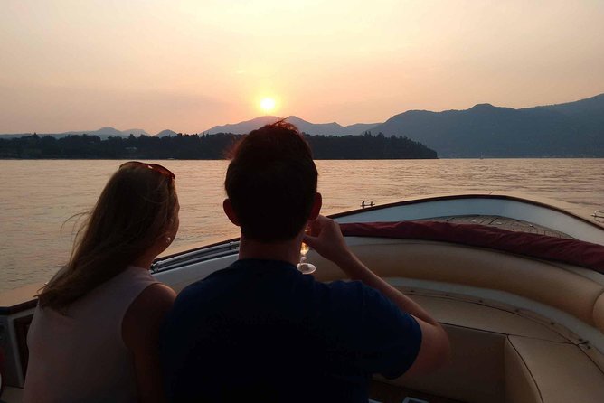 Private sunset cruise with toast - The first views of the marina and Baia del Vento