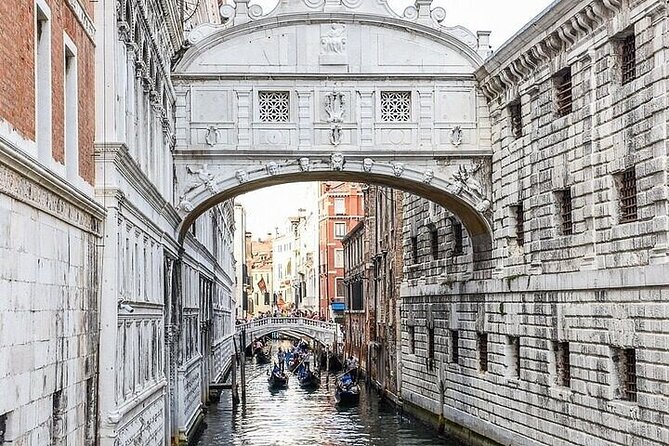 Private Tour from Milan: Venice Full Day Trip by Train - San Giorgio dei Greci and the leaning clocktower