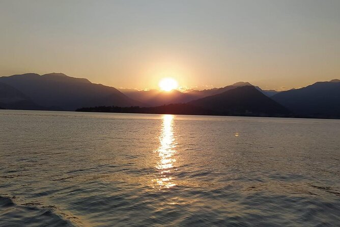 Private Tour on a Sailing Boat on Lake Maggiore with Aperitif and Music - What comes on the aperitivo board