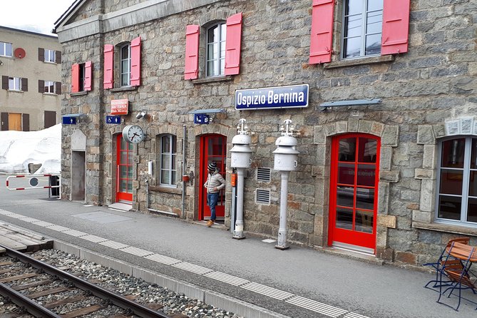 Private tour to Bernina train & Lake Como. Hotel pick-up - Is $1,245 per person a fair price?
