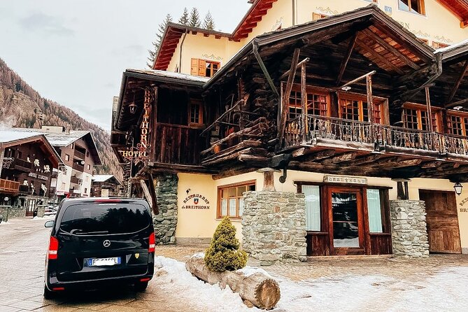 Private transfer from Como to the Lake villages and vice versa - Timing, meeting points, and communication