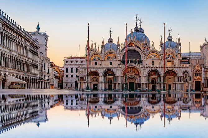 Private transfer from Milan to Venice, English speaking driver - The ride itself: simple, private, and comfortable when sized well