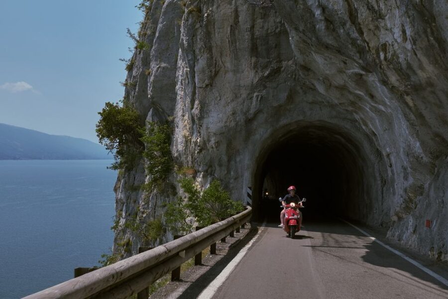 Riva del Garda: Lake Garda self-guided Vespa tour - Why a Vespa makes sense on Lake Garda