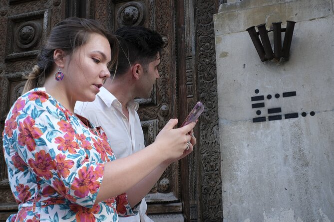 Royal Milan: Self-Guided Story Puzzle Adventure - Porta Venezia begins the royal trail