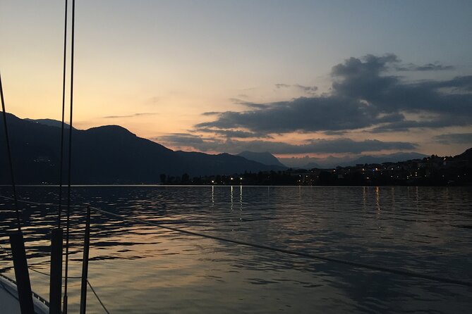 Sailing at Sunset on Lake Como: How to escape from daily routine - Prosecco, shared food, and the Italian aperitivo hour