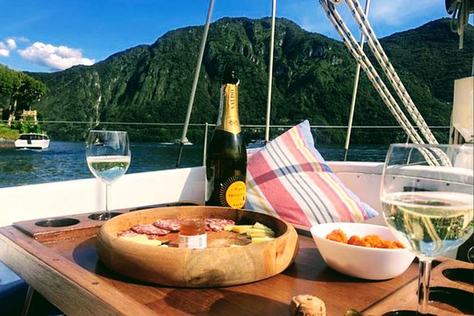 Sailing Experience on Lake Como with Private Skipper - Sailing when the wind cooperates