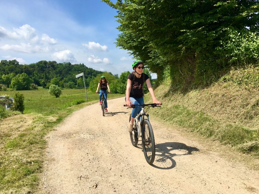 Salò: e-bike tour with wine tasting on Valtenesi Hills - Who should book this experience