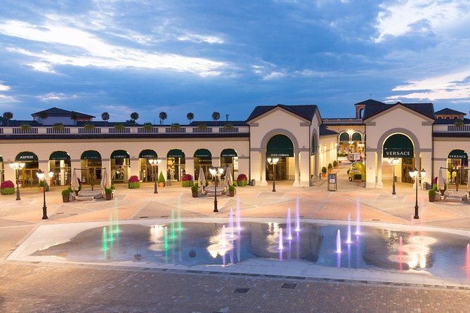 Serravalle Outlet, tour from Milan. - The useful role of Giorgio and Kiki