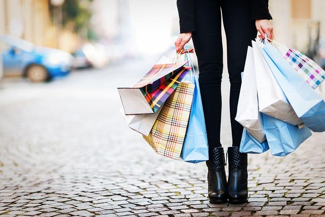 Serravalle Outlet, tour from Milan. - A private trip changes the value calculation