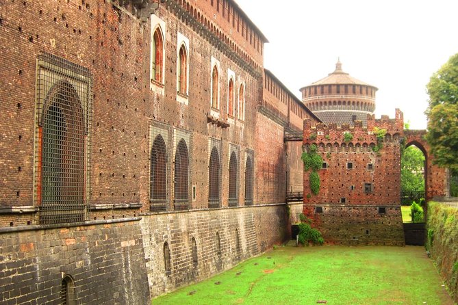 Sforza Castle and Michelangelo's Pietà Rondanini guided experience - Guide quality can shape the whole experience