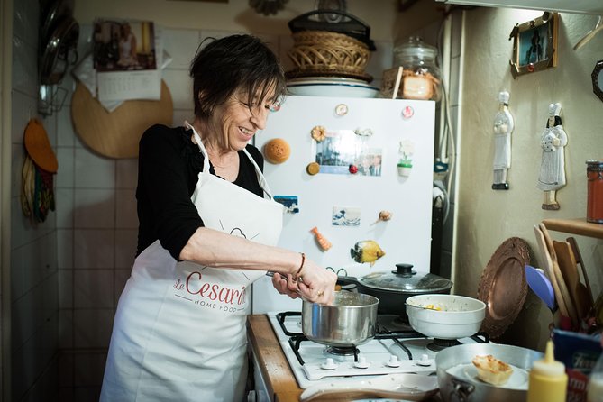 Share Your Pasta Love in a Local’s Home in Milan - Key points at a glance