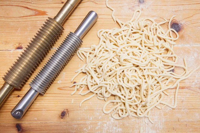 Share Your Pasta Love in a Local’s Home in Milan - What the atmosphere is really like