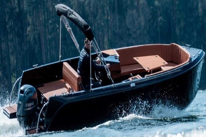 Shared Subacco Lake Como Boat Tour for 3 Hours - Seeing Lake Como from a six-person boat