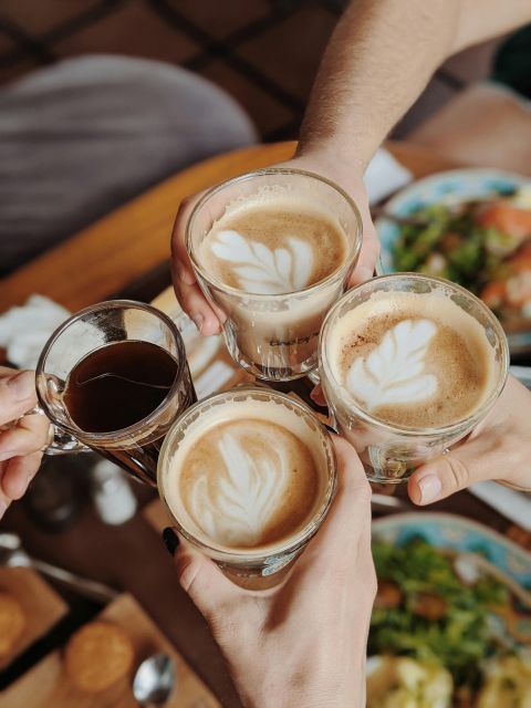 "Sip, Chat, Connect" - Booking flexibility and cost control