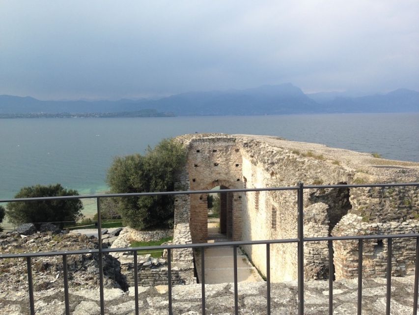Sirmione: Lake Garda Boat, Grotte di Catullo & Walking Tour - Walking through Sirmione’s old lanes