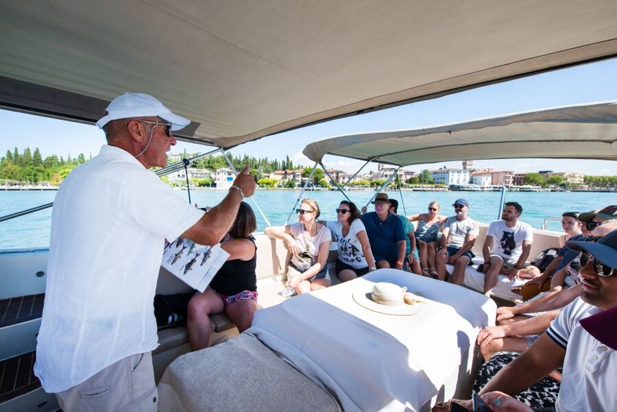 Sirmione: Scenic Afternoon Boat Cruise with Prosecco & Snack - Who will enjoy this cruise most