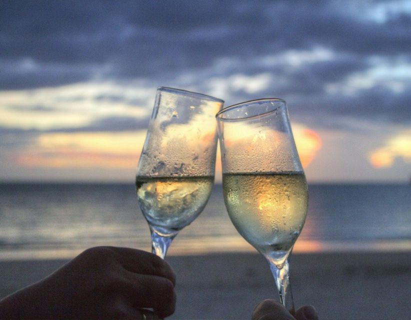 Sirmione: Sunset Boat Cruise with Local Wine - Why Sirmione looks better from the lake