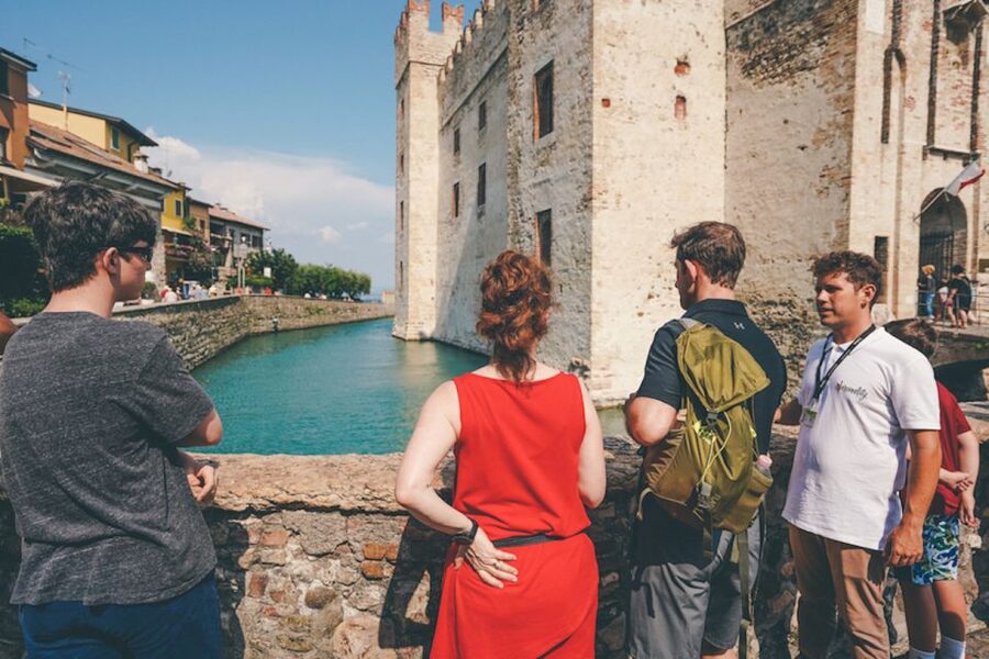 Sirmione: Village Highlights Walking & Lake Garda Boat Tour - Cruising around the Sirmione peninsula