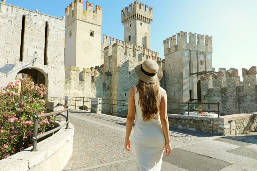 Sirmione: Walking and Speedboat Tour - Why Sirmione works so well as a walking and boat tour