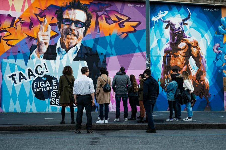 Street Art&Urban Vibes in Milan’s Most Exciting Rising Areas - Via Giovanni Pontano and the art of looking up
