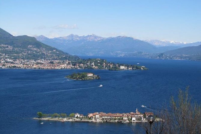 Stresa: 1-Day 3 Borromean Islands Hop-On Hop-Off Boat Tour - What the boat service is really like