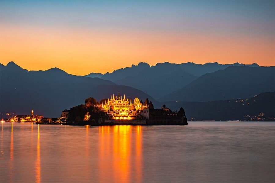 Stresa: Lake Maggiore and Borromean Islands Sunset Cruise - Isola Madre, Isola dei Pescatori, and Isola Bella