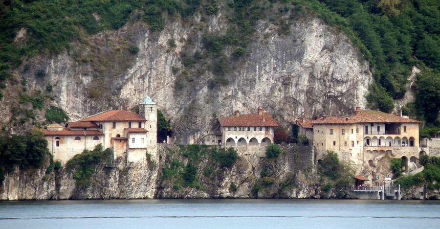 Stresa: Private Cruise to Santa Caterina del Sasso - Stresa’s grand villas from the water