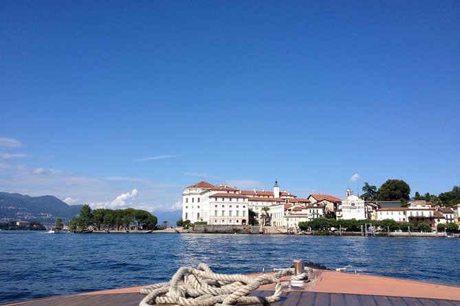 Stresa to Isola Bella Hop-On Hop-Off Boat Ticket - What the $9.26 ticket really buys you