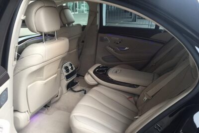 taxi / transfer service to and from airports