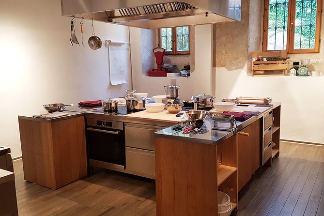 The Art of Making Pizza-Cooking Class in Unique Location with Italian Pizzachef - What Chef Vittorio Adds to the Class