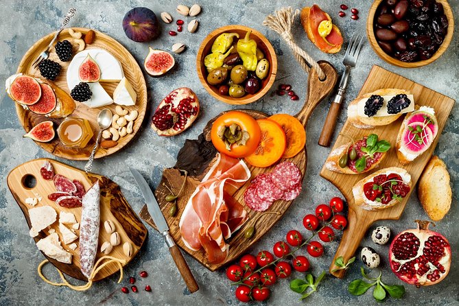 The art of the Italian Aperitivo with a local: Learn & Enjoy in Milan - Making five small bites with local ingredients