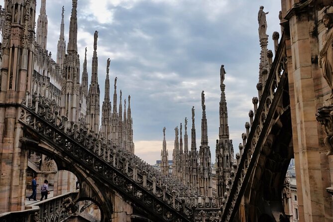 The Duomo of Milan's hidden treasures, SMALL GROUP - Reaching the terraces for Milan views