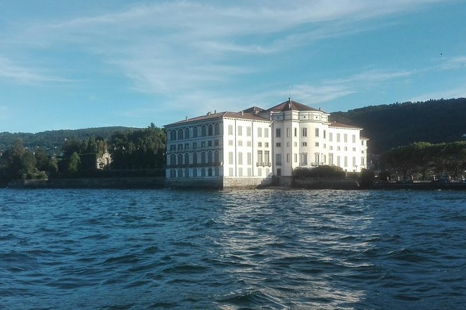 The magic of a private boat tour around the Borromean islands - The 5:30 pm departure and sunset light