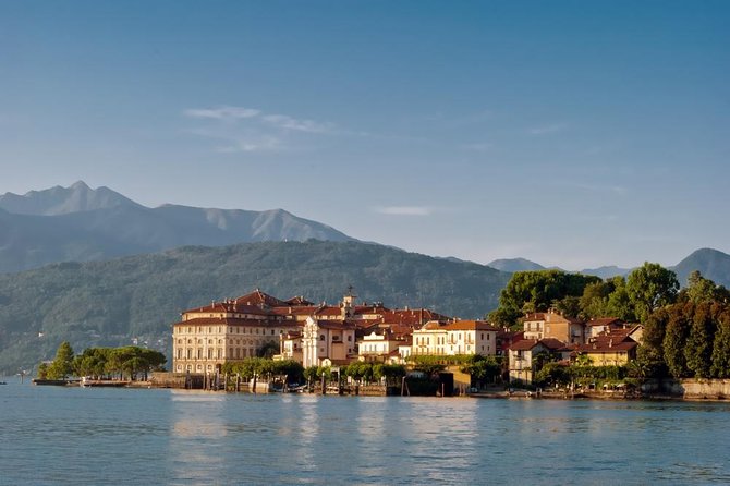 The magic of a private boat tour around the Borromean islands - The private island villa and botanical garden