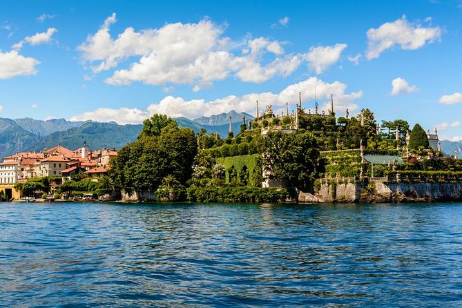 The magic of a private boat tour around the Borromean islands - Isola Bella and its ten-level gardens