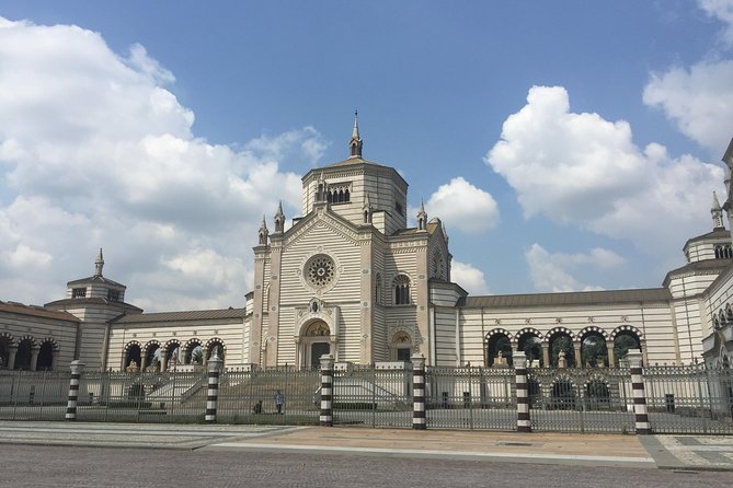 The Monumental Cemetery of Milan: discover the unexpected - A guide-led history lesson, without the museum crowds