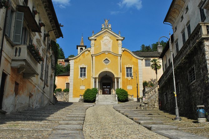 The romantic village of Orta San Giulio with a tour guide - How much value do you get for $300.73?