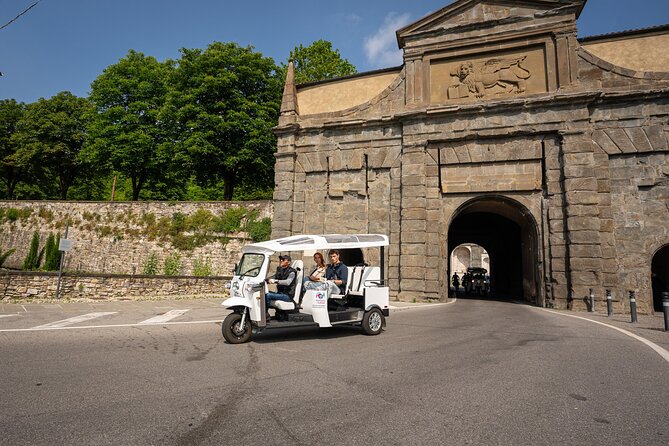 Tuk Tuk tour in Bergamo, Città Alta and the ancient Venetian walls - Climbing past small churches and Donizetti’s birthplace