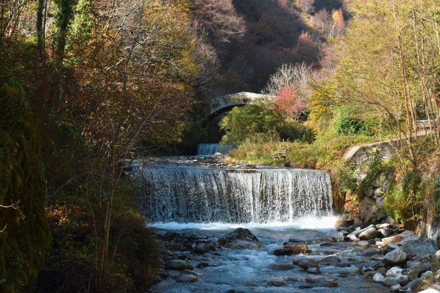 Val Senagra: The Enchanted Valley Tour - Crossing the suspended bridge