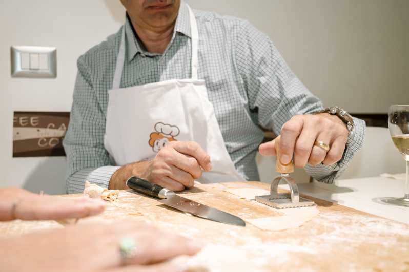 Varenna: Pasta & Tiramisu Cooking Class at a Local's Home - Starting with prosecco and an Italian aperitivo