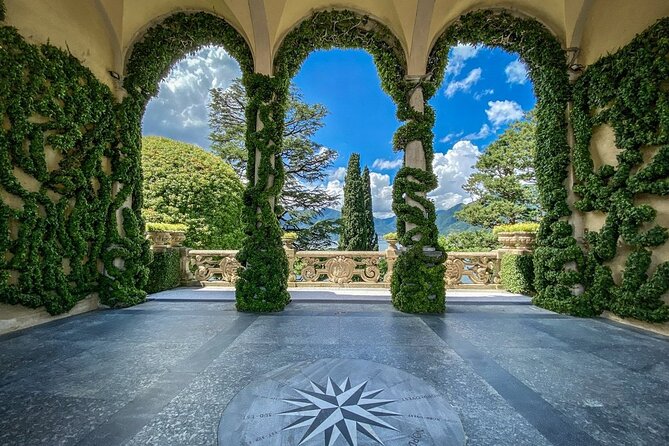 Villa Balbianello and Flavors of Lake Como Walking and Boating Full-Day Tour - Walking Varenna from its lanes to the lake