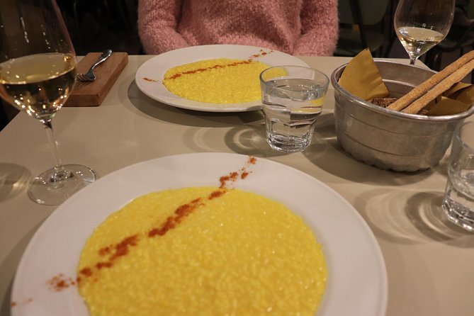Walking Food Tour of Milan with Tastings - The guides make the difference