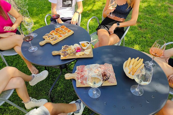 Wine Tasting with Local Food in Lazise Countryside - What happens during the two-hour tasting